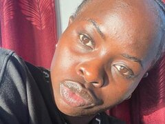 NaughtyCocoXX